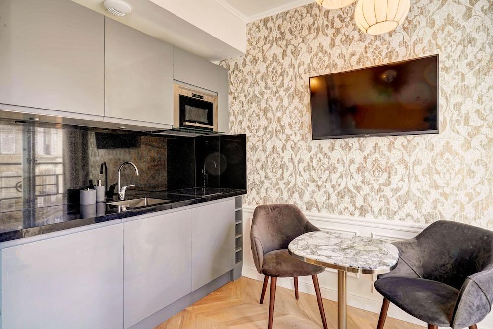 Apartment Du Louvre