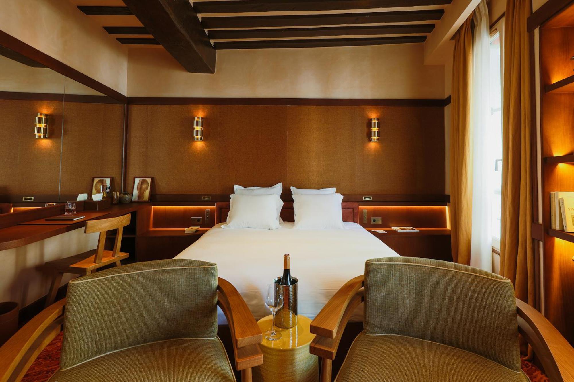 Confidentiel - Louvre Hotel