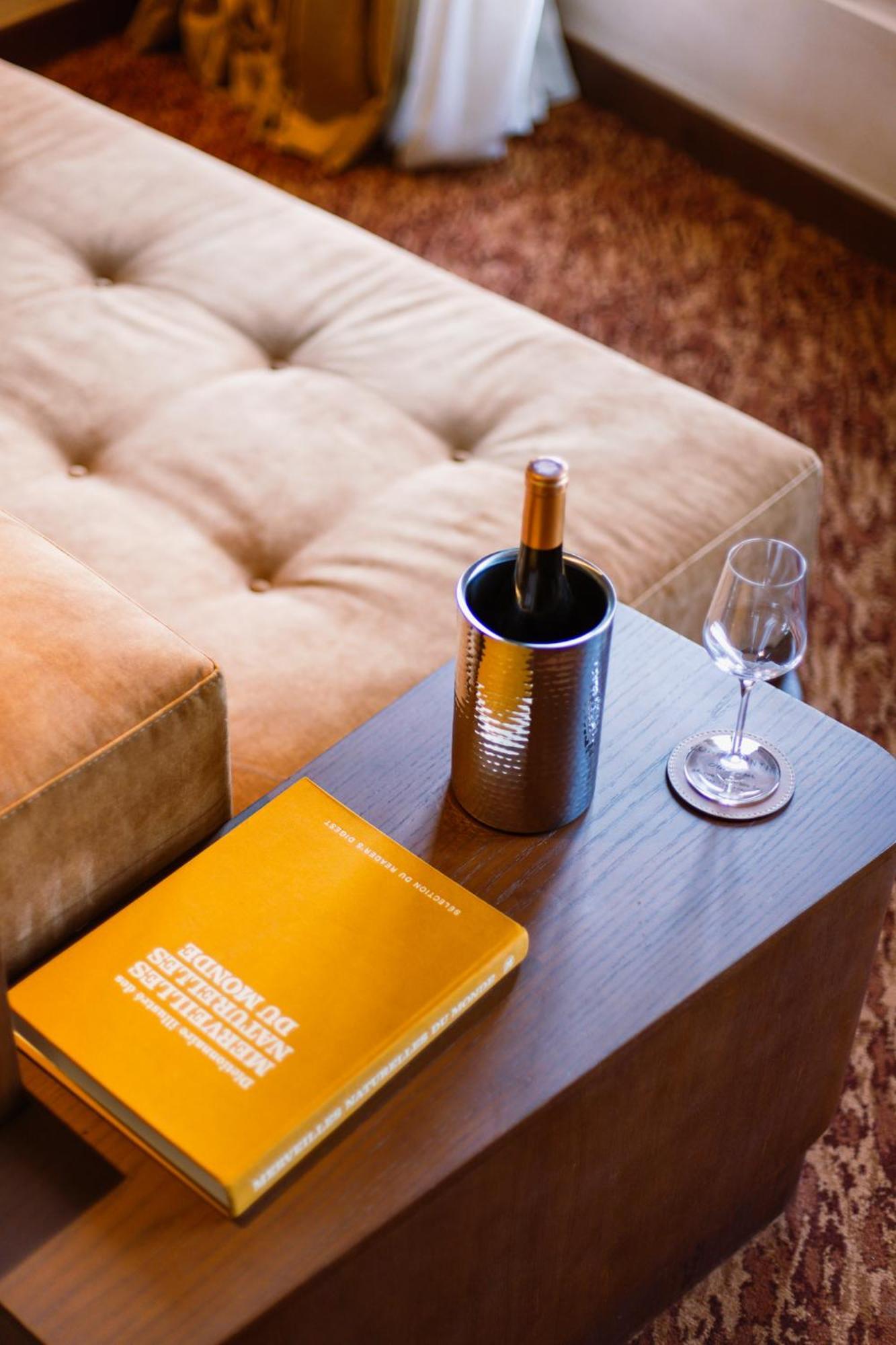 Confidentiel - Louvre Hotel