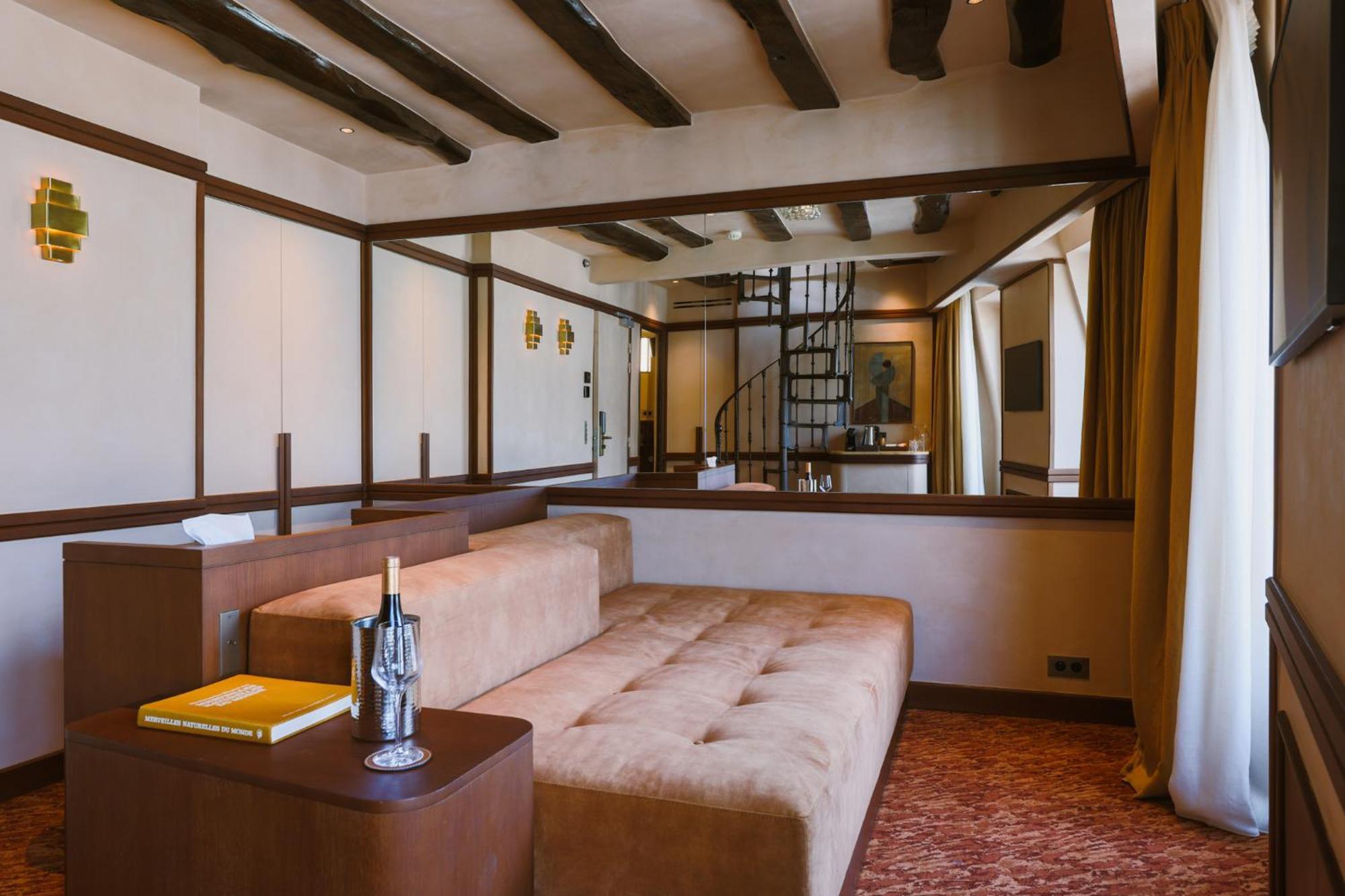 Confidentiel - Louvre Hotel Parigi