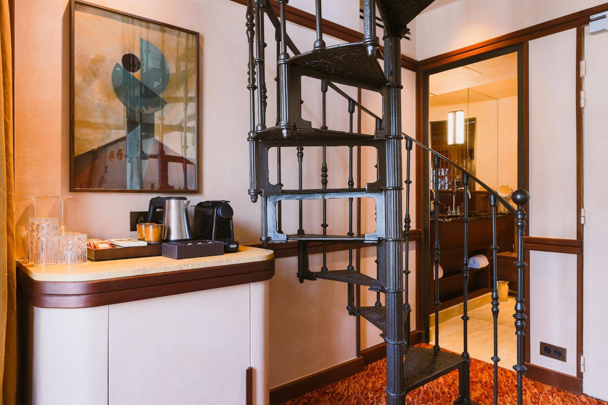 Confidentiel - Louvre Parigi