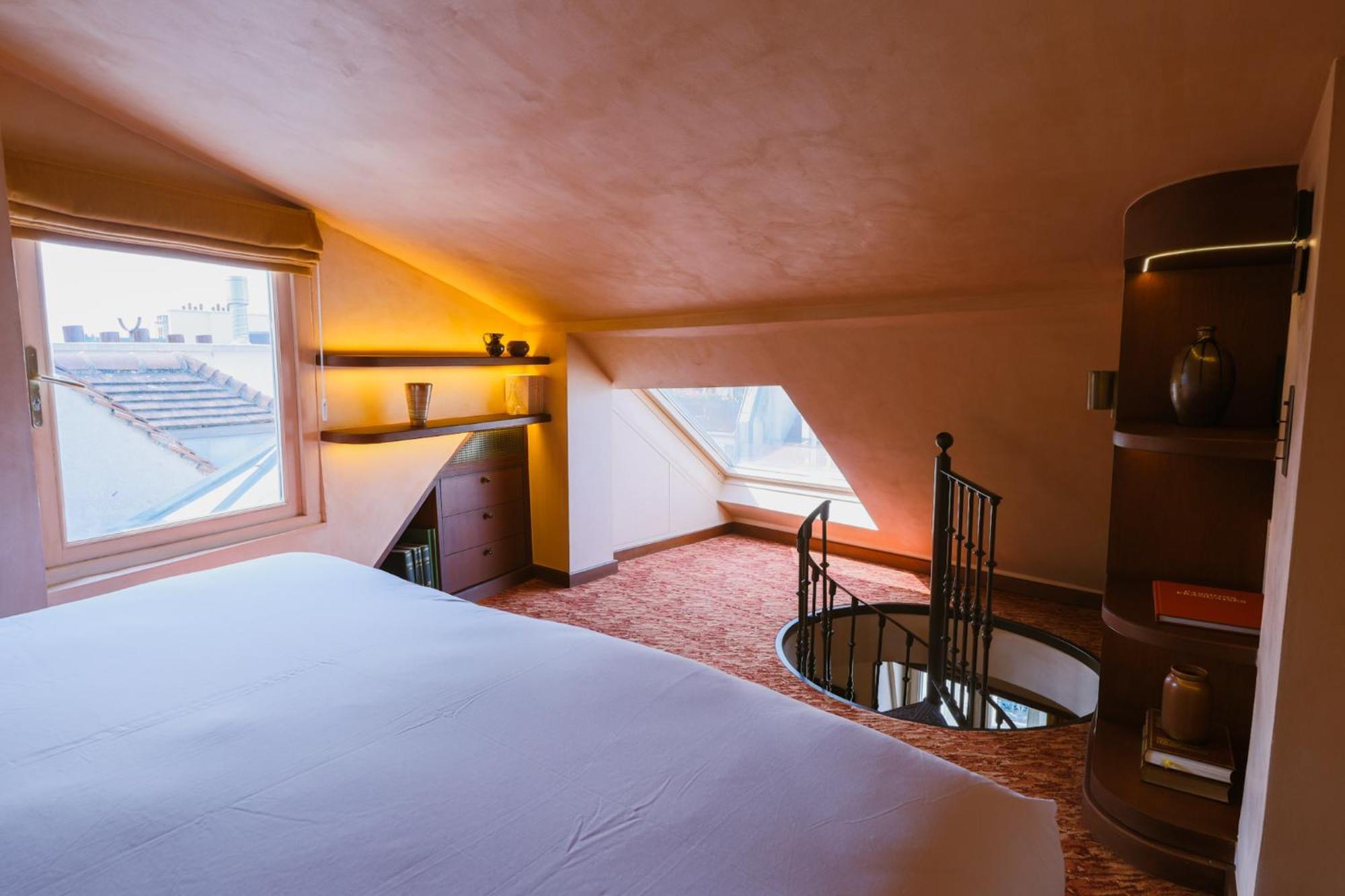 Confidentiel - Louvre Hotel Parigi