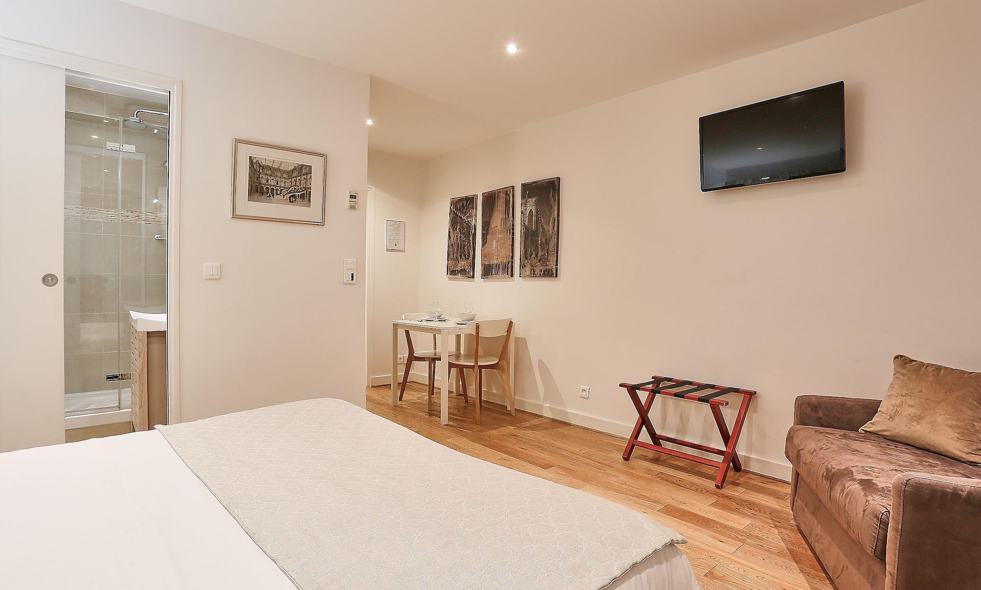 Confidentiel - Louvre Hotel 4*